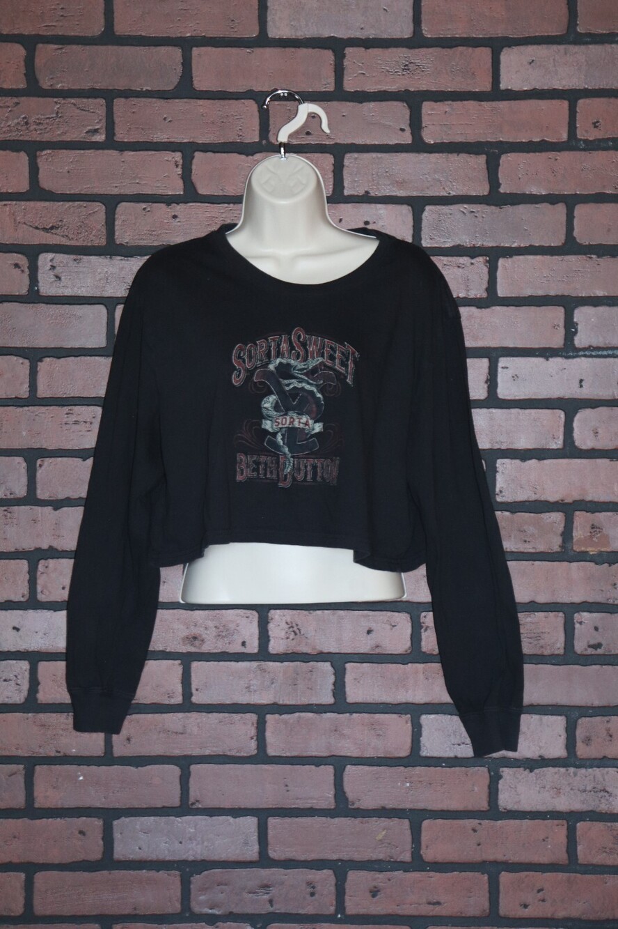 Wrangler Yellowstone Beth Dutton Crop Top | Black | Size L
